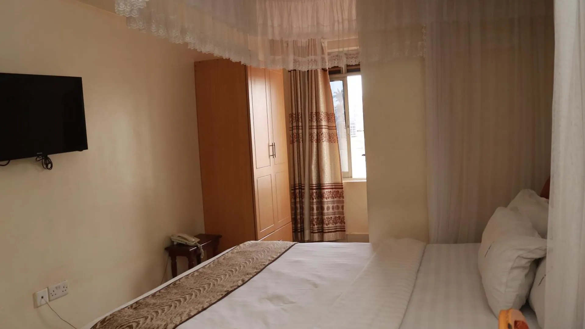 ***  G-One Hotel Kampala Uganda